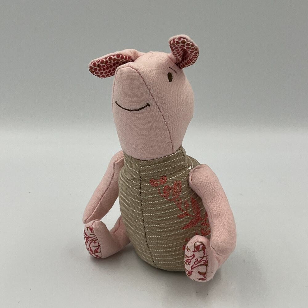 2013 Hallmark Piglet Classic Winnie the Pooh Stuffed Animal